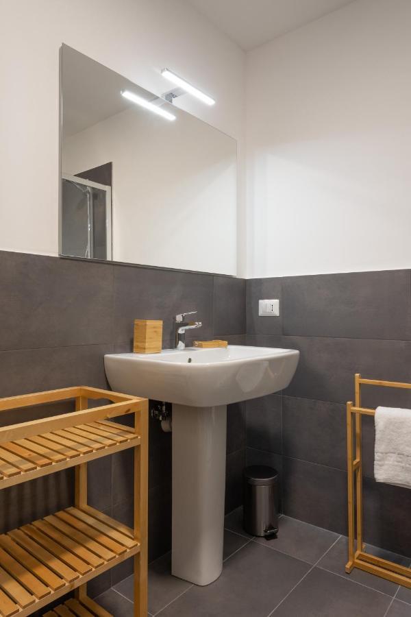 Urban House Carducci - Apartments Турин Экстерьер фото