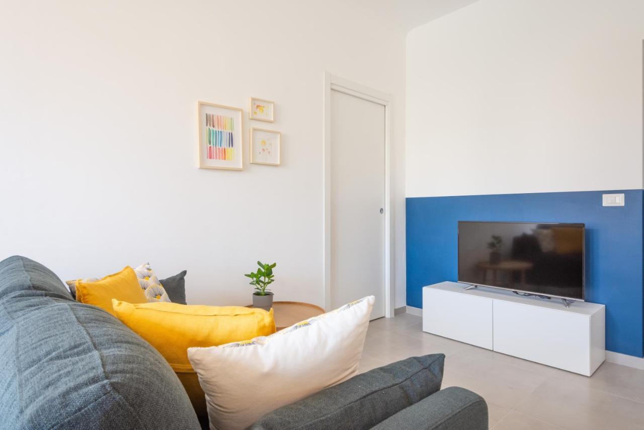 Urban House Carducci - Apartments Турин Экстерьер фото